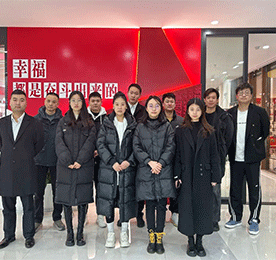 旧岁已展千重锦，新年再进百尺竿。2024年，常商学院将依旧满怀豪情，拿出逢山开路、遇水架桥的闯劲和踏石留印、抓铁有痕的韧劲，砥砺奋进、久久为功，奋力推动学院各项事业健康发展。?
