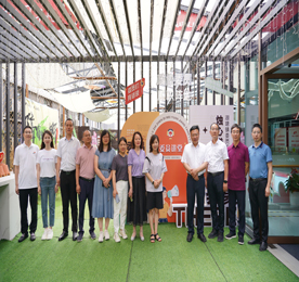 7月3日上午，如皋市政协副主席陈小燕一行莅临武进人民商。喂劭疾旌塘镇“烛心港”委员工作室建设情况。
